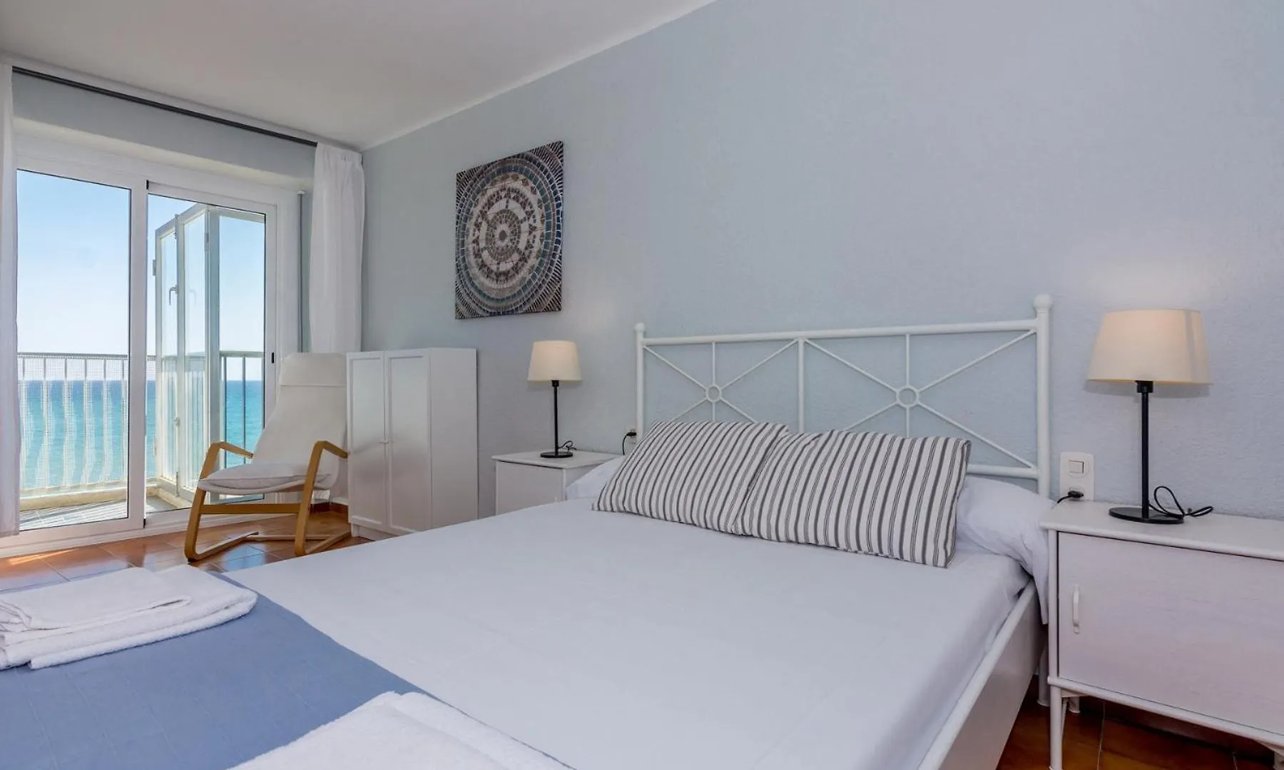 Homeholidaysrentals Etoile Calella Apartment